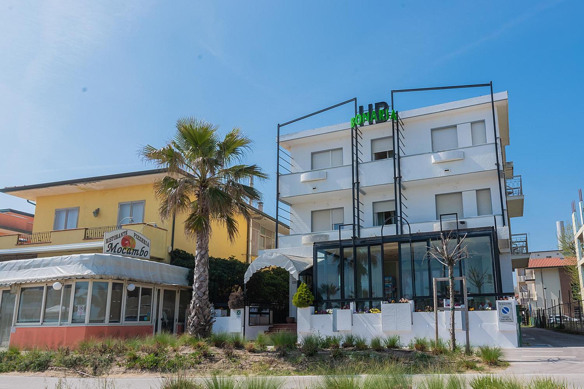 Hotel Bonaria Rimini Eksteriør billede